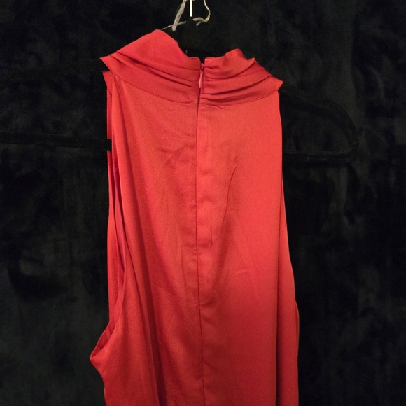 Vincent camuto halter neck maxi dress with asymmetrical hem - Picture 9 of 11